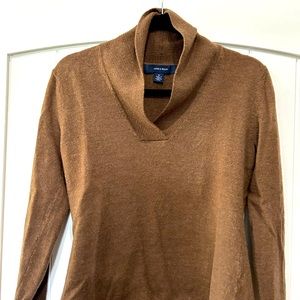 Jones Wear wool sweater